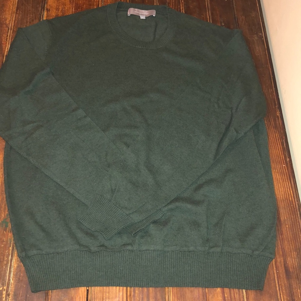 Neiman Marcus crewneck sweater, like new